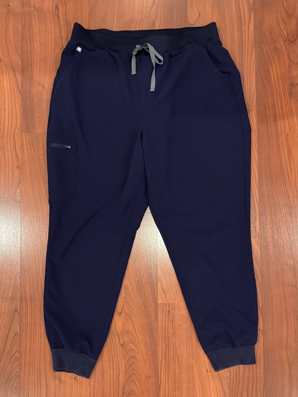 Fig’s Women Navy High Waist Zamora Scrub Pants size XXL
